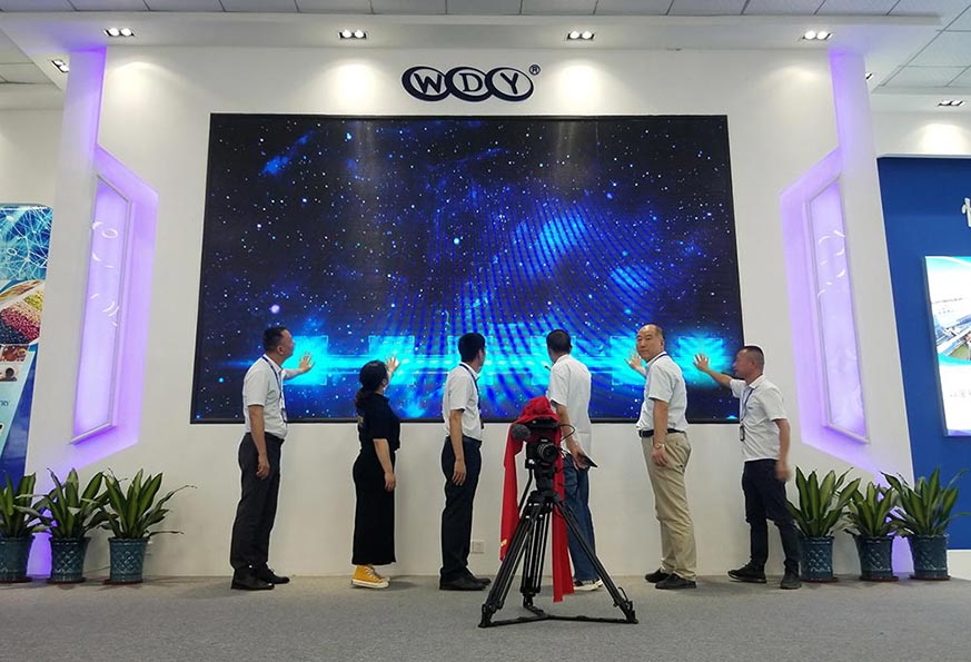 《品质》栏目走进好色先生TV传媒开机仪式