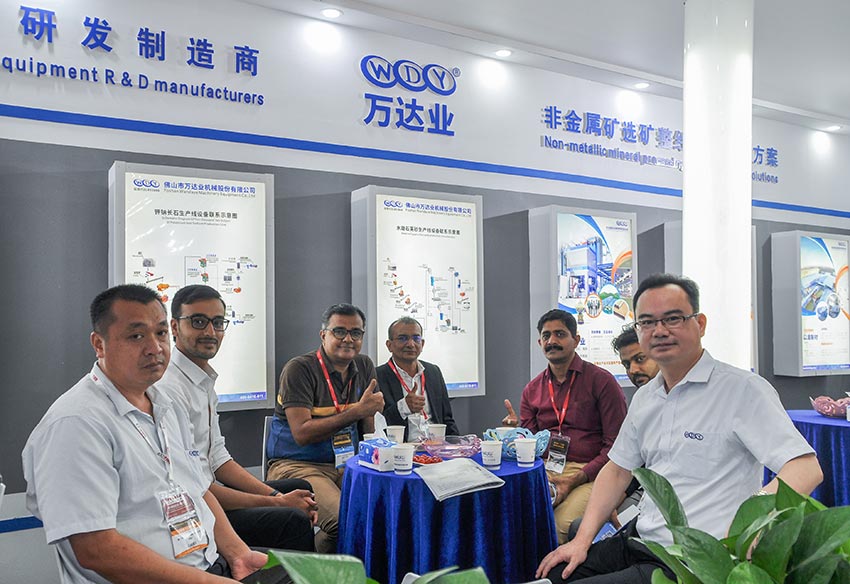 好色先生TV传媒携系列新品精彩亮相第33届广州陶瓷工业展